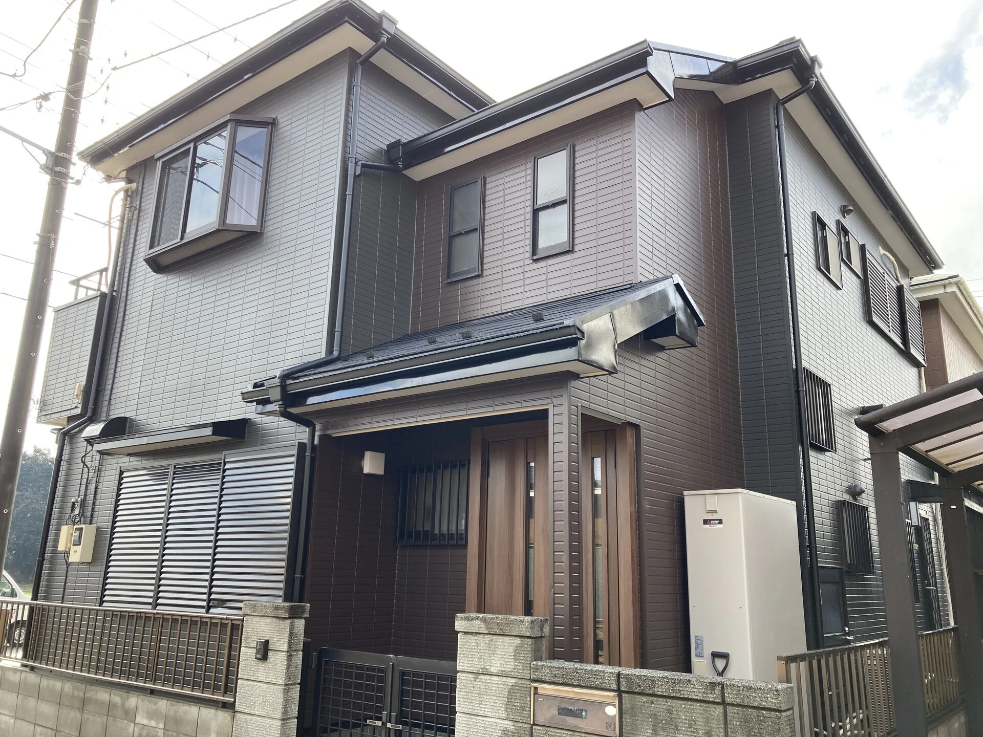 画像7792：外壁塗装･屋根塗装～黒と茶の人気の組み合わせ～｜上尾市｜